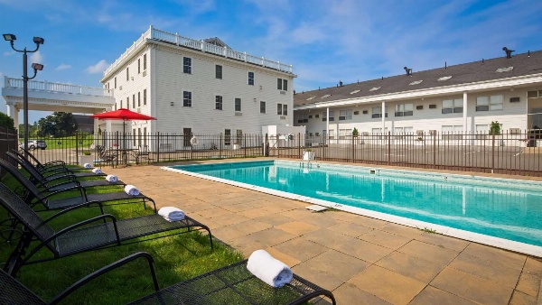 Best Western White House Inn Bangor image 45
